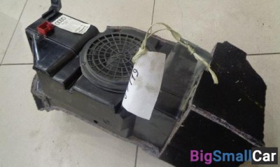 Сабвуфер от Audi A6 Allroad quattro C5 2000-2005