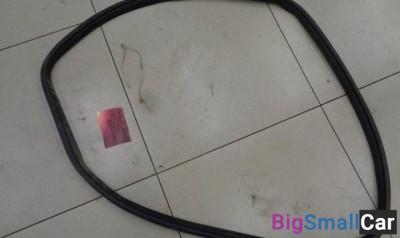 Уплотнитель проема двери задний левый от Jaguar X-TYPE 2001-2009