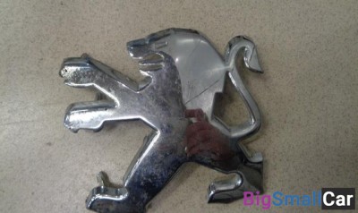 Эмблема передняя от Peugeot 308 1 2007-2013